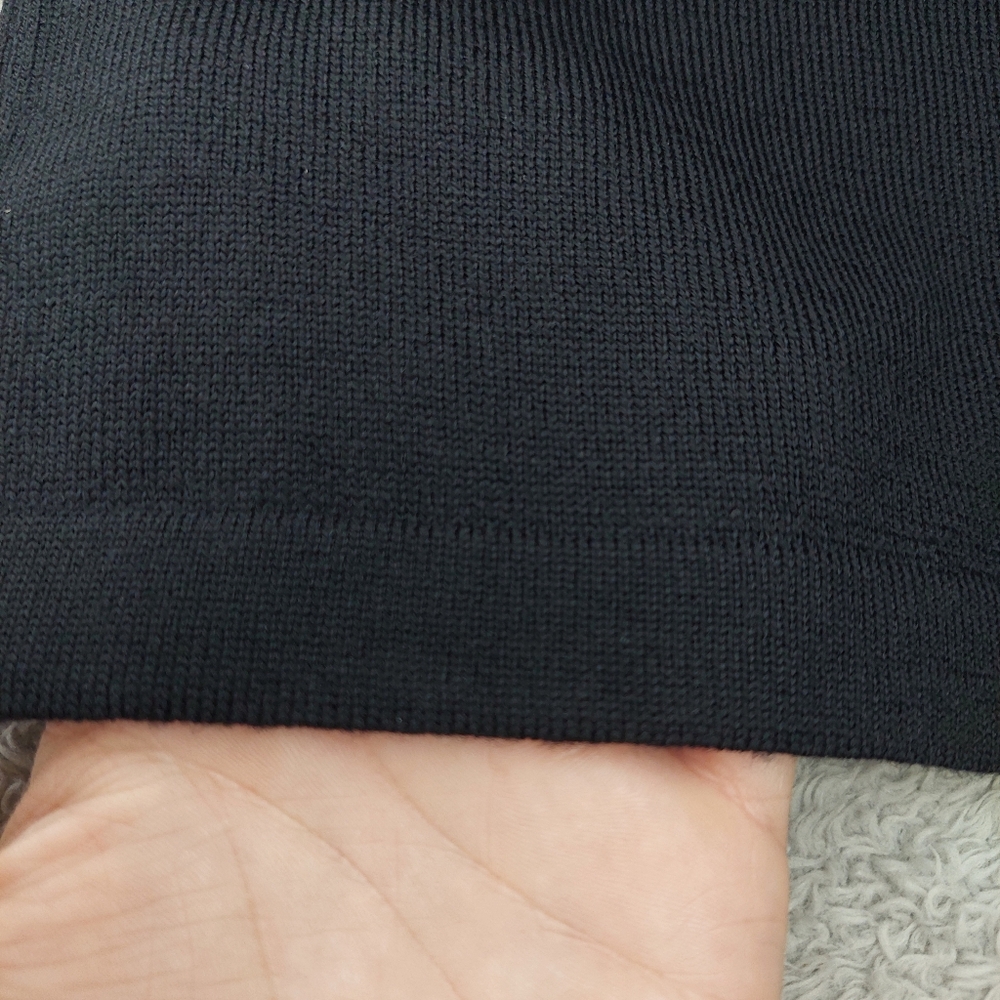 Deadstock Saks Off Fifth Thalian Merino Wool Knit Quiet Luxury Minimalist Basic - Picture 6 of 10